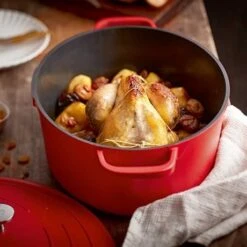 Produits populaires -Fournitures De Cuisine 203008 1 2 Cocotte legere ovale en fonte d aluminium 32 cm 6 5 L rouge Mathon