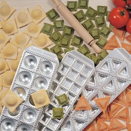 Imperia Coffret Raviolamp Tris 3 Plaques à Raviolis Et Tortellis + Rouleau 4 Imperia Coffret Raviolamp Tris 3 Plaques à Raviolis Et Tortellis + Rouleau – Image 2