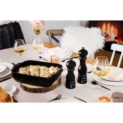 Peugeot Plat à Four Céramique Appolia Rectangulaire Noir Mat 36 Cm -Fournitures De Cuisine 301367 3 2 Plat a four ceramique Appolia rectangulaire noir mat 36 cm Peugeot