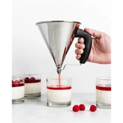 De Buyer Entonnoir à Piston Kwik Noir -Fournitures De Cuisine 573050 3 1 Entonnoir a piston Kwik noir De Buyer