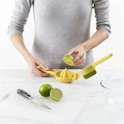 Joseph Joseph Presse-agrumes JuiceMax 9 Joseph Joseph Presse-agrumes JuiceMax -Fournitures De Cuisine 606038 2 1 Presse agrumes JuiceMax Joseph Joseph