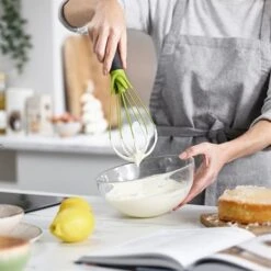 Joseph Joseph Fouet 2 En 1 En Silicone 28 Cm -Fournitures De Cuisine 613029 4 1 Fouet 2 en 1 en silicone 28 cm Joseph Joseph
