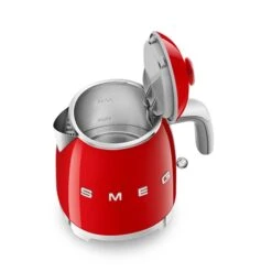 Smeg Mini Bouilloire 0,8 L 1400 W KLF05RDEU Rouge -Fournitures De Cuisine 702029 3 2 Mini bouilloire 0 8 L 1400 W KLF05RDEU rouge Smeg