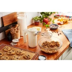 KitchenAid Batteur à Main électrique Sans Fil 7 Vitesses Crème 5KHMB732EAC 10 KitchenAid Batteur à Main électrique Sans Fil 7 Vitesses Crème 5KHMB732EAC -Fournitures De Cuisine 760358 3 2 Batteur a main electrique sans fil 7 vitesses creme 5KHMB732EAC Kitchenaid