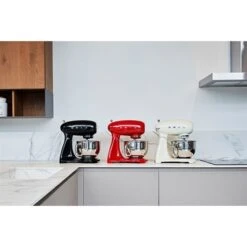 Smeg Robot Pâtissier 4,8 L 800 W SMF03RDEU Rouge -Fournitures De Cuisine 761070 2 1 Robot patissier 4 8 L 800 W SMF03RDEU rouge Smeg